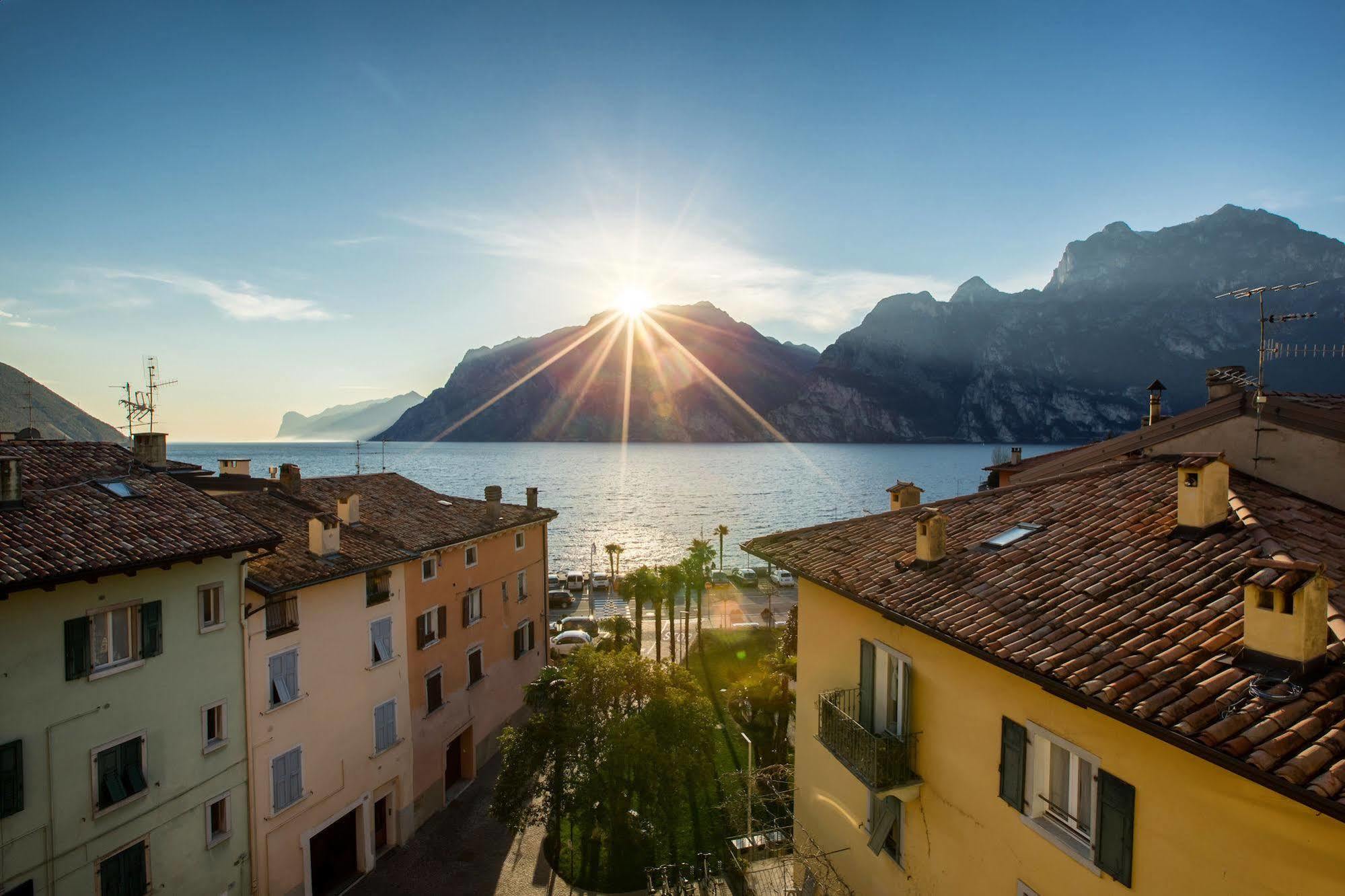 Casa Nataly Acomodação com café da manhã Torbole Sul Garda Exterior foto